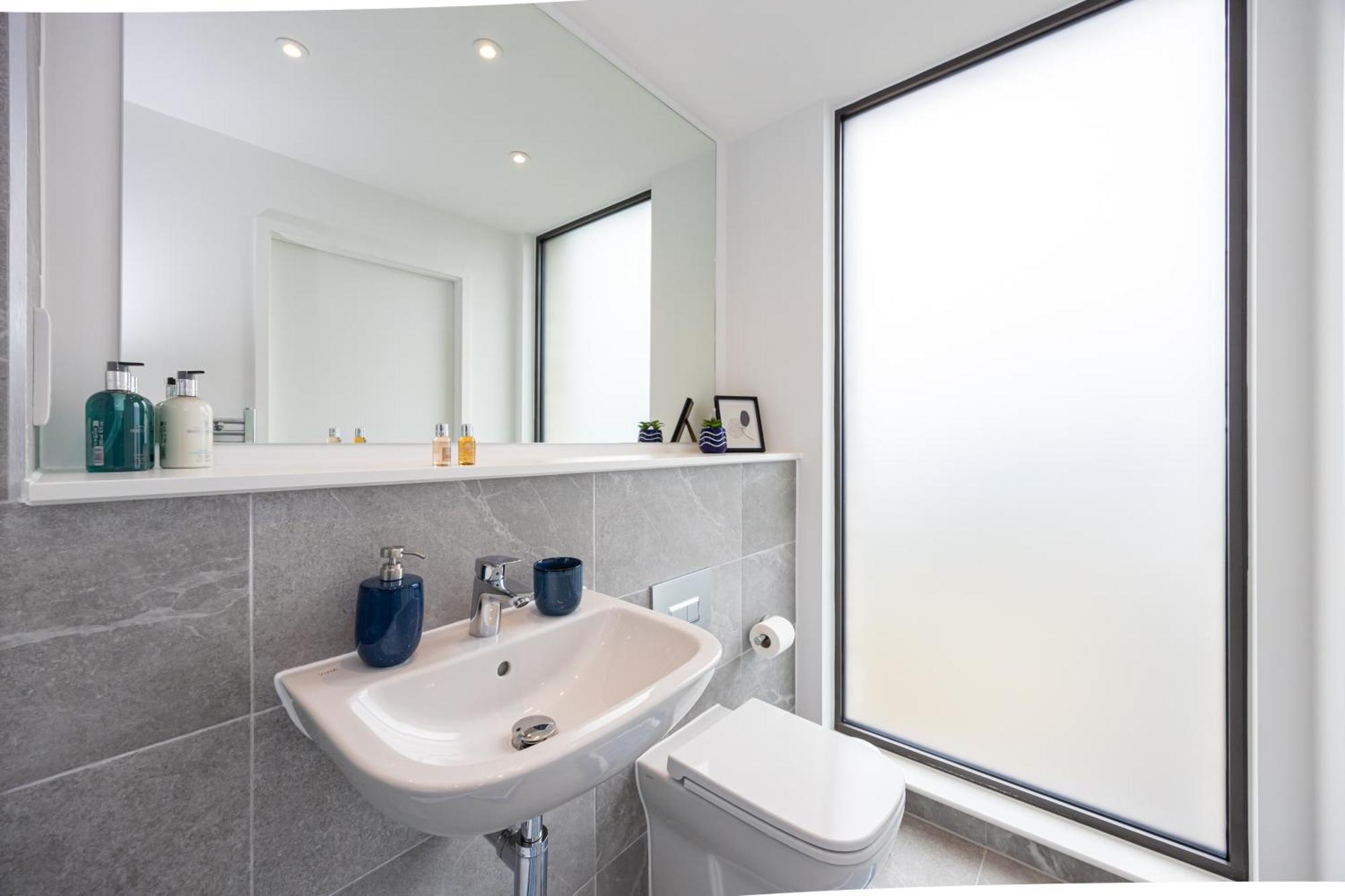 City Center Ultra-Luxe 2Bed Villa Amalfi Manchester Ngoại thất bức ảnh